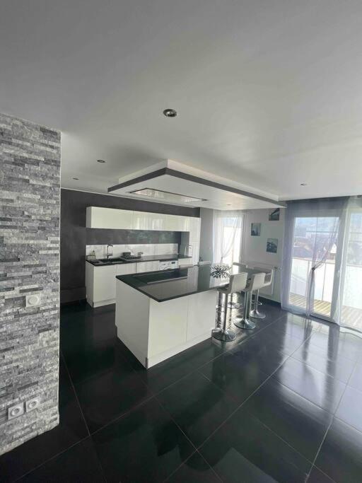 Apartment Grand Avec Vue Magnifique - Vercors - Experience Unique - Wifi Gratuit *